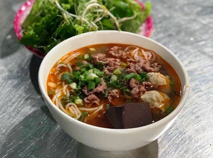 Bún bò Huế, Cách nấu bún bò Huế, Bún bò Huế ngon, Quán bún bò Huế, Đặc sản bún bò Huế, Bún bò Huế công thức, Bún bò Huế chính gốc, Bún bò Huế nguyên liệu, Bún bò Huế Huế , Bún bò Huế hương vị, địa chỉ quán bún bò Huế ngon